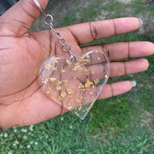 Resin Heart With Gold Flakes